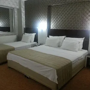 Anya Otel